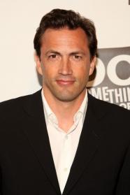 Andrew Shue